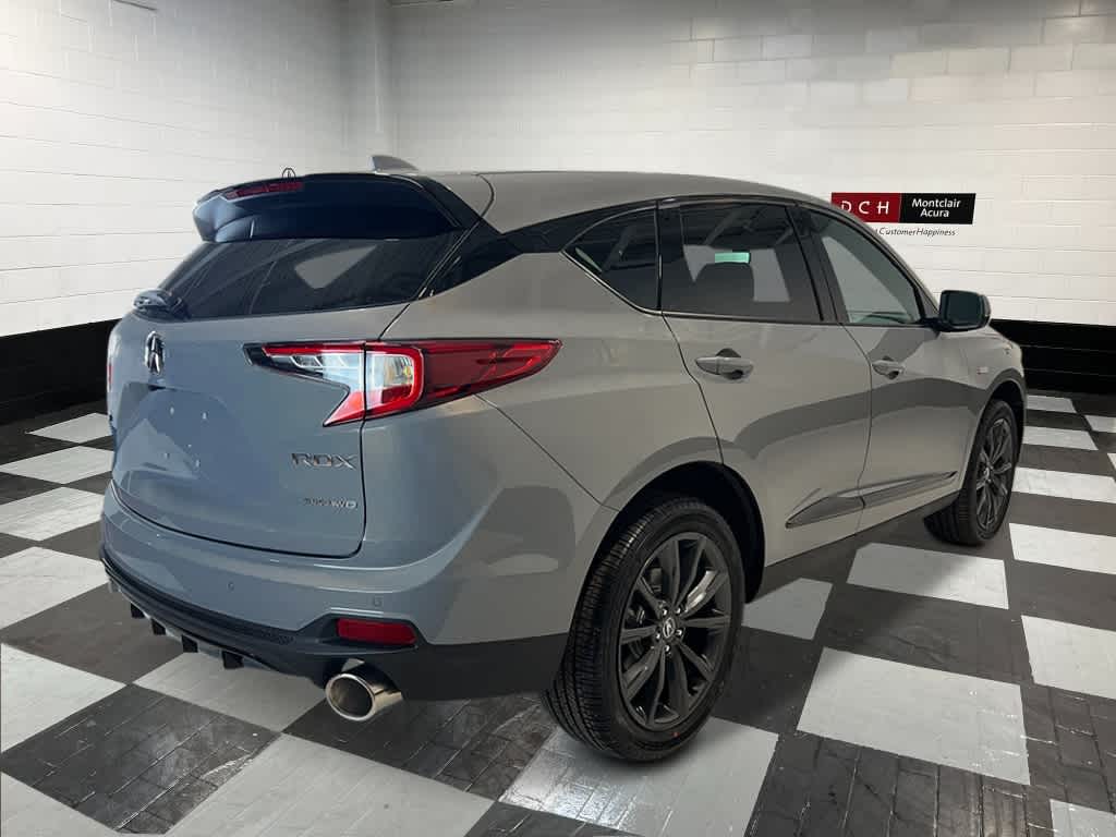 Thumbnail: 2025 Acura RDX - 4