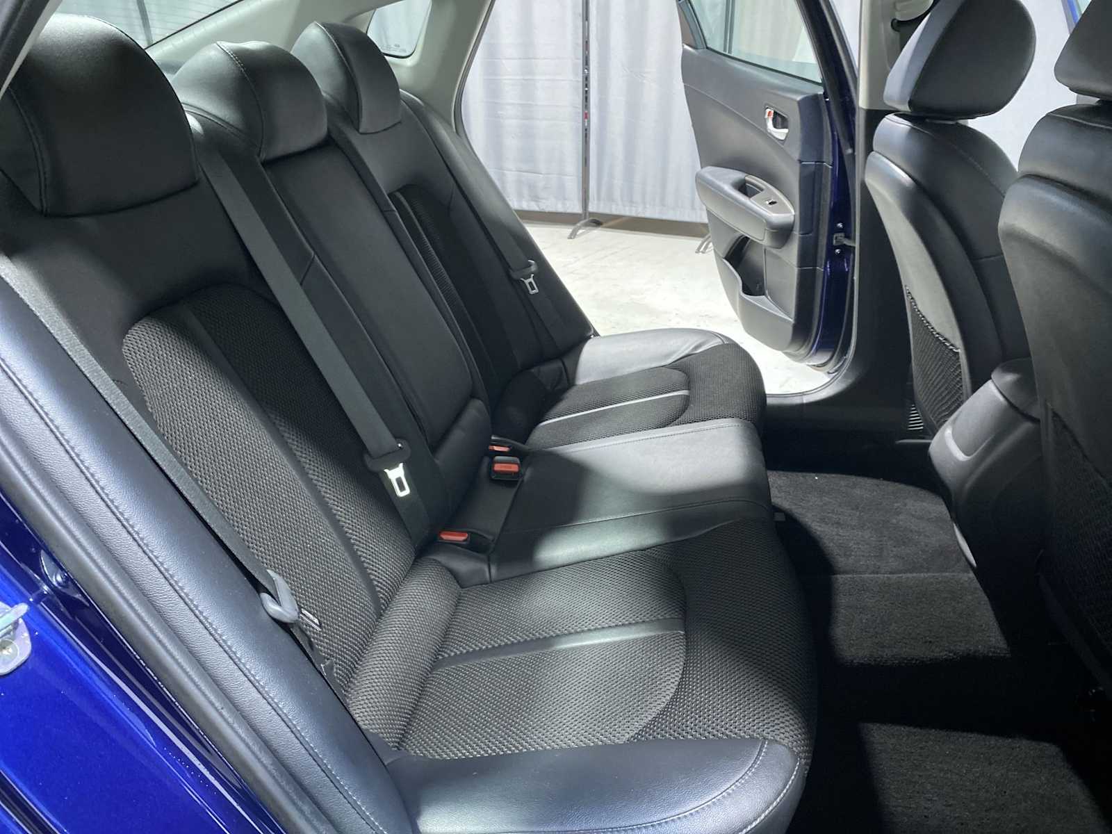 Thumbnail: 2019 Kia Optima - 13