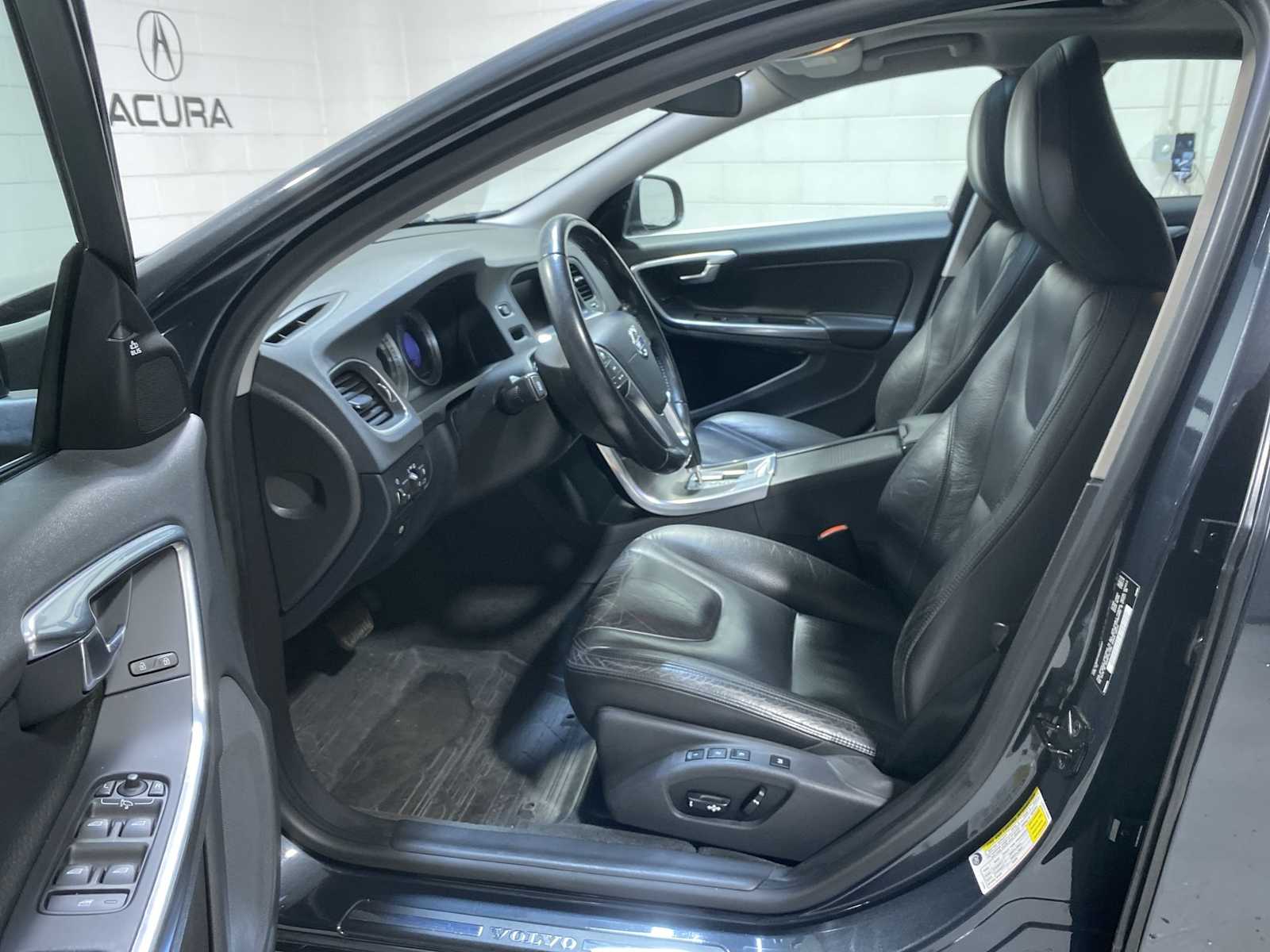 Thumbnail: 2012 Volvo S60 - 2