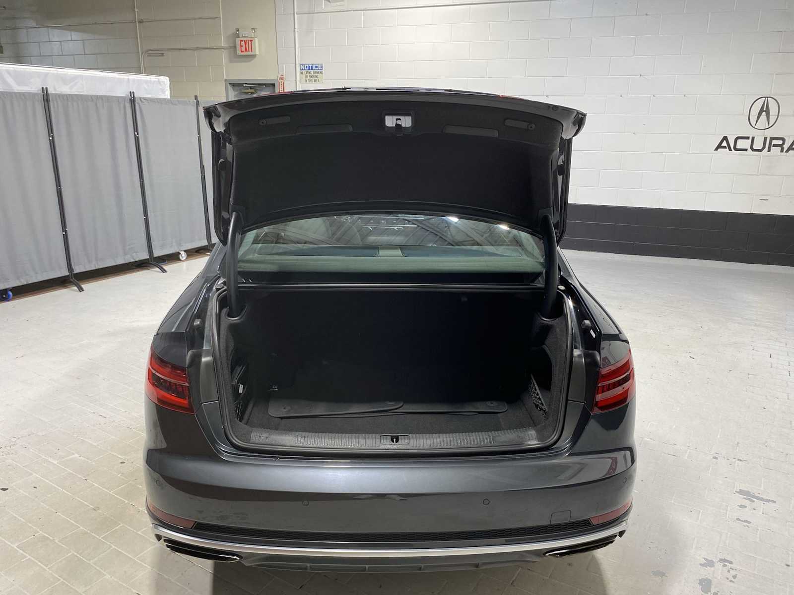 Thumbnail: 2019 Audi A4 - 19