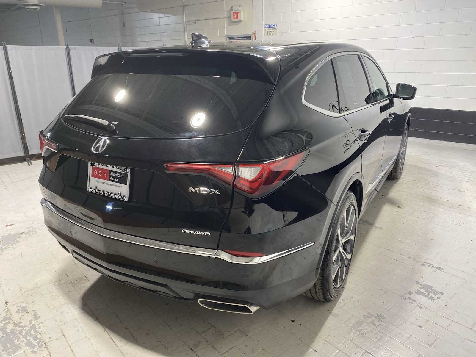 Thumbnail: 2023 Acura MDX - 26