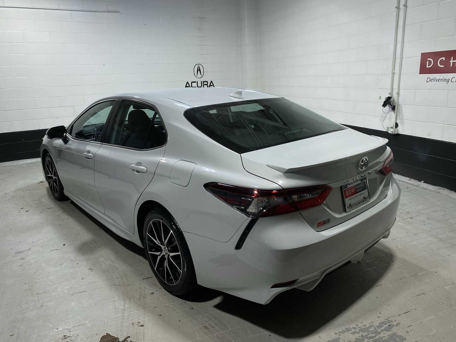 Thumbnail: 2023 Toyota Camry - 4