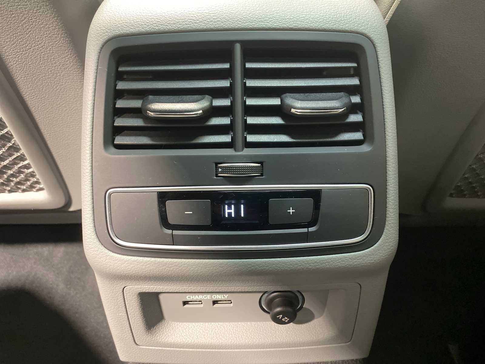 Thumbnail: 2022 Audi A5 - 25