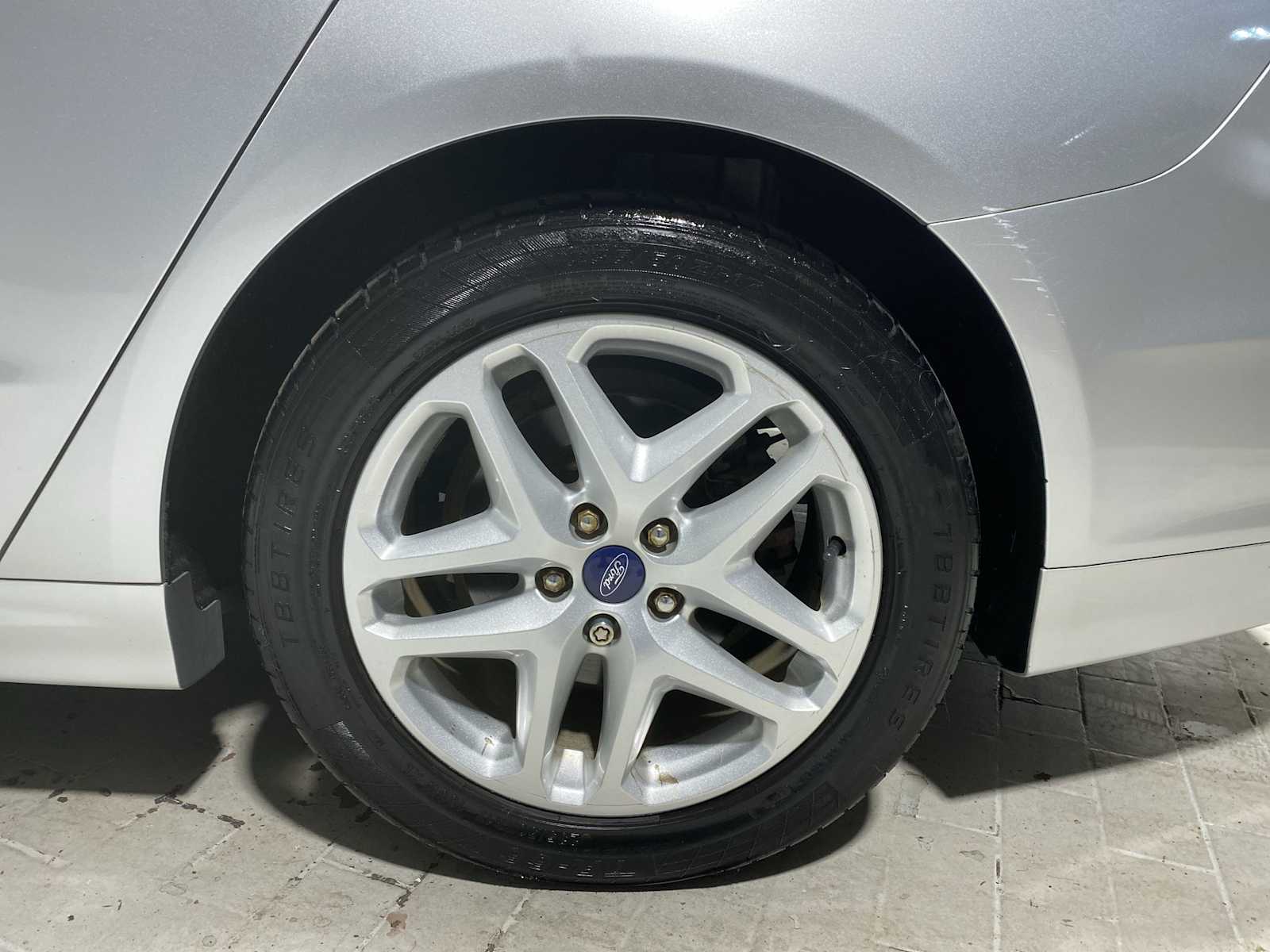 Thumbnail: 2014 Ford Fusion - 8