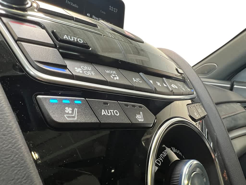 Thumbnail: 2025 Acura RDX - 20