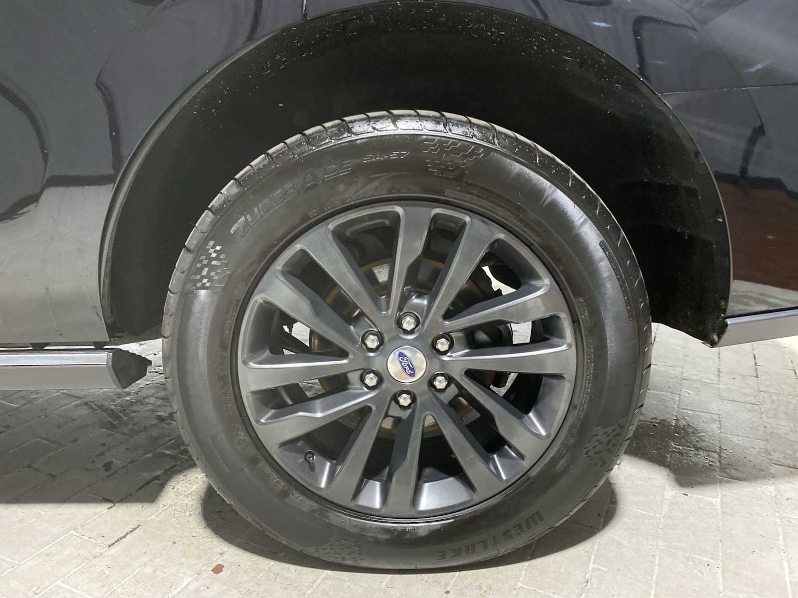 Thumbnail: 2019 Ford Expedition - 7