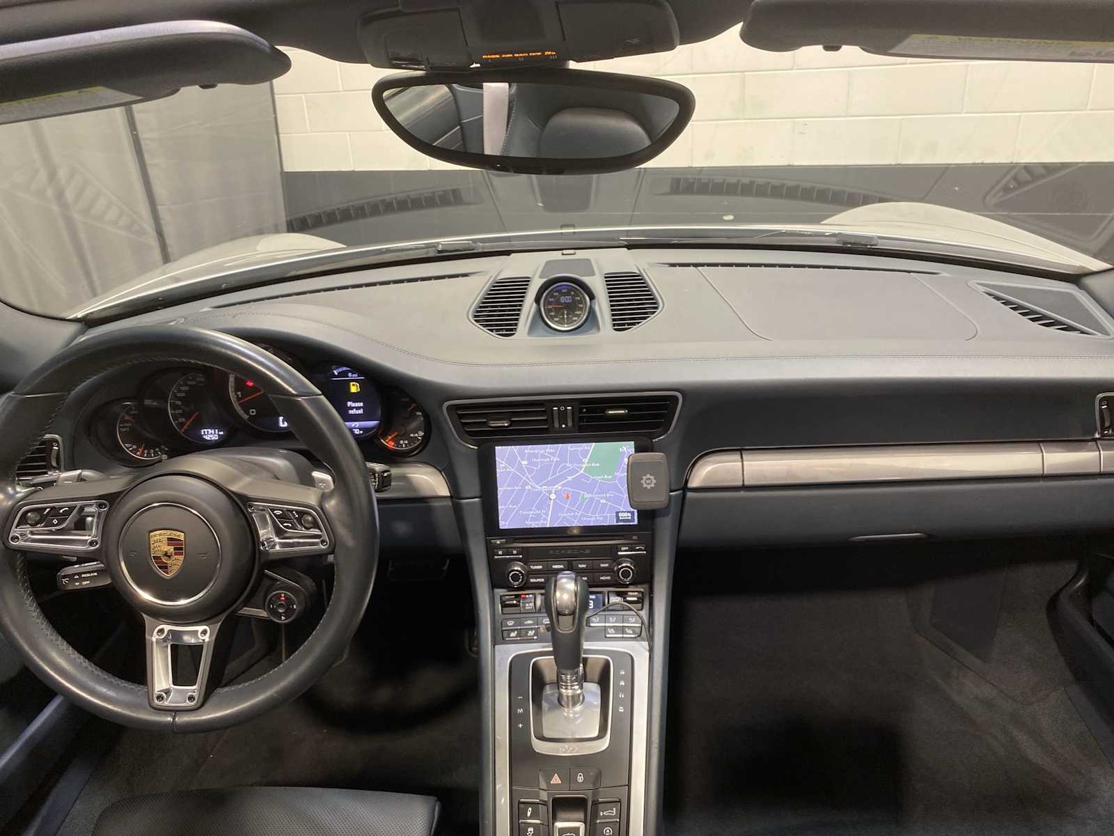 Thumbnail: 2017 Porsche 911 - 8