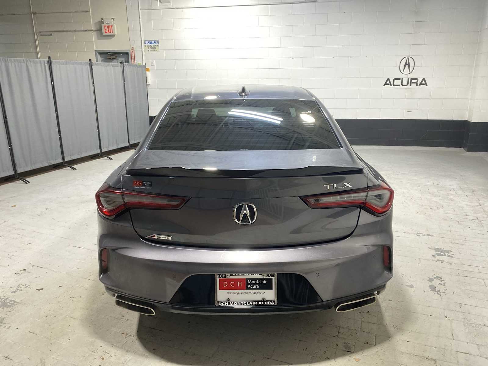 Thumbnail: 2022 Acura TLX - 5