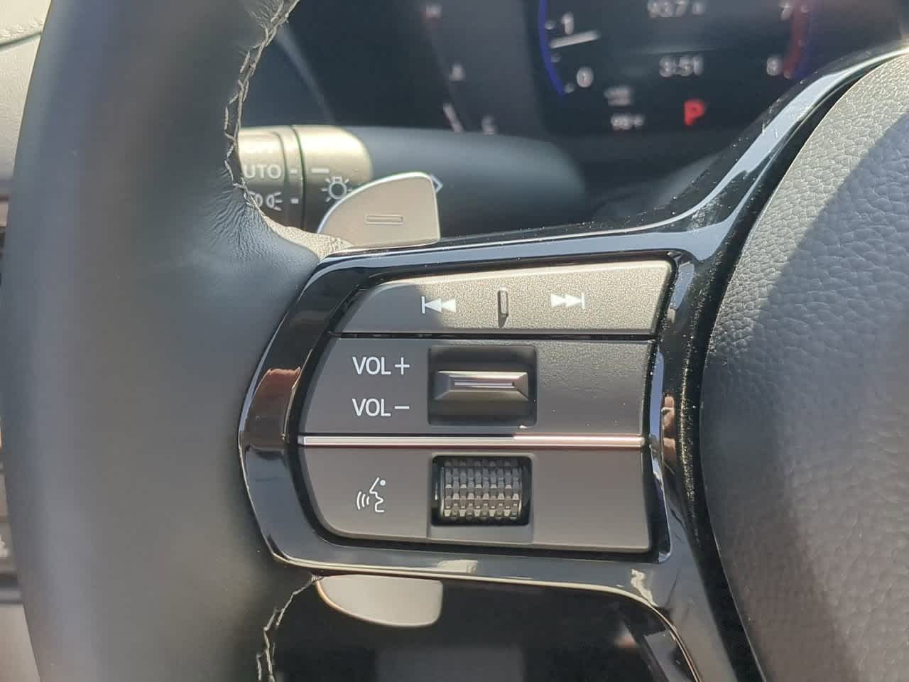 2025 Acura ADX  3