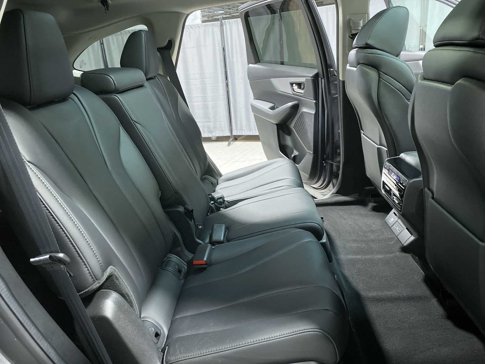 Thumbnail: 2023 Acura MDX - 13