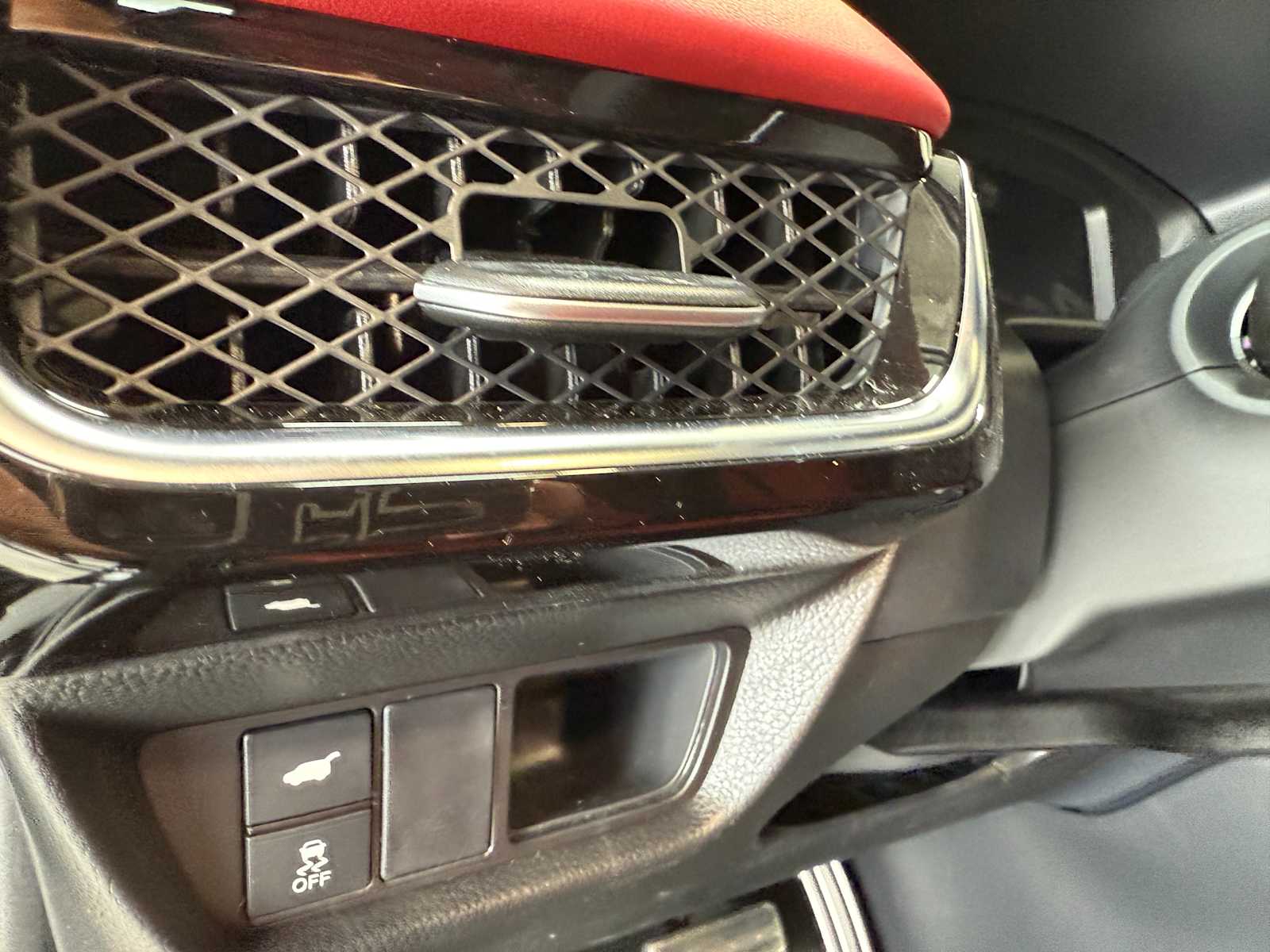 Thumbnail: 2025 Acura ADX - 23