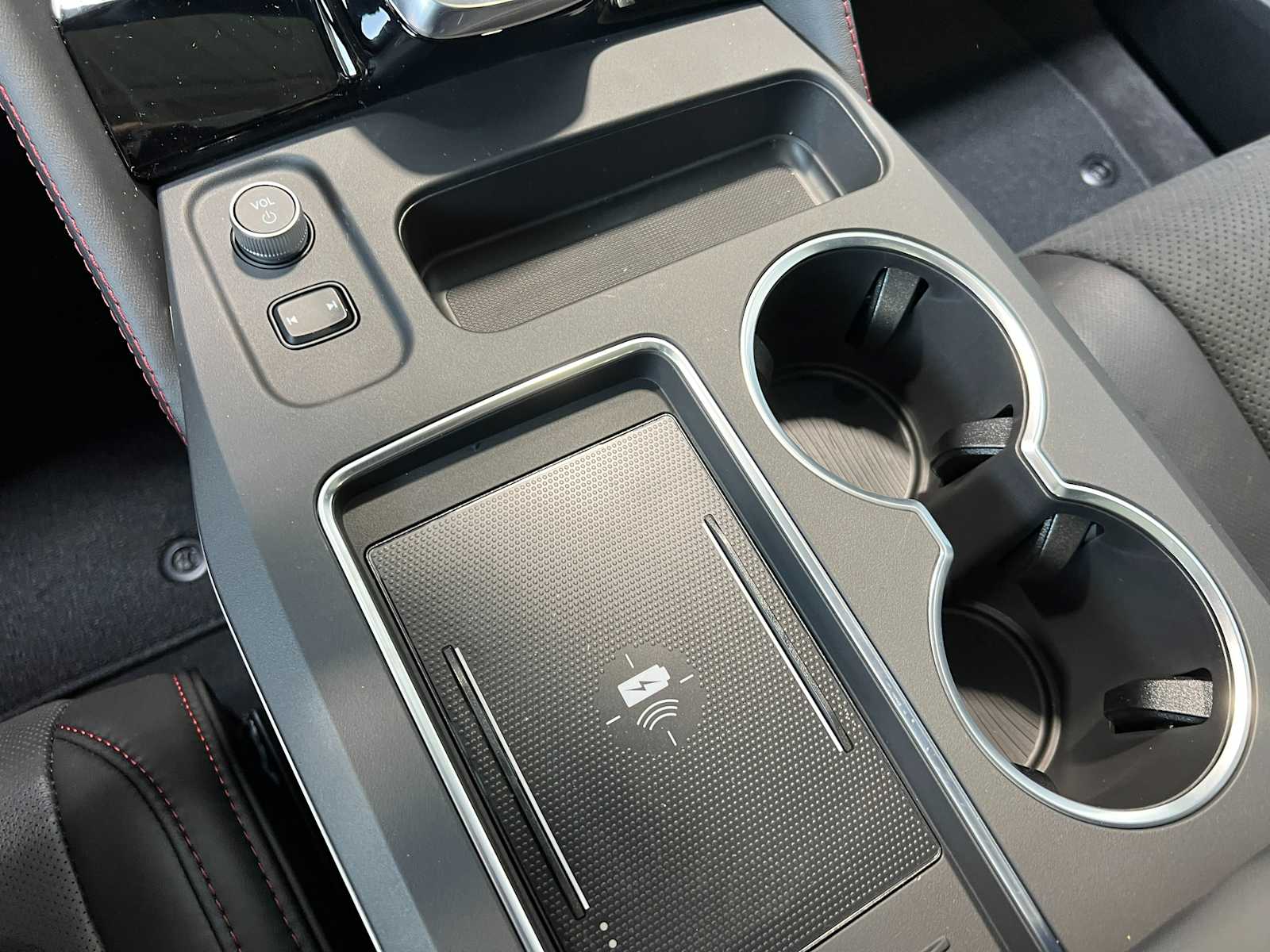 Thumbnail: 2026 Acura MDX - 21