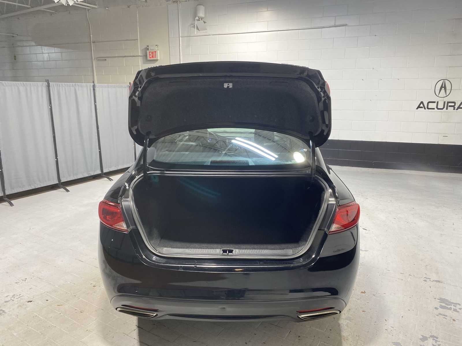 Thumbnail: 2015 Chrysler 200 - 19