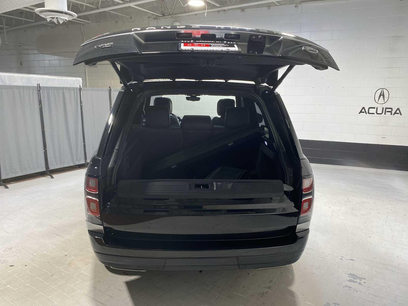 Thumbnail: 2021 Land Rover Range Rover - 19