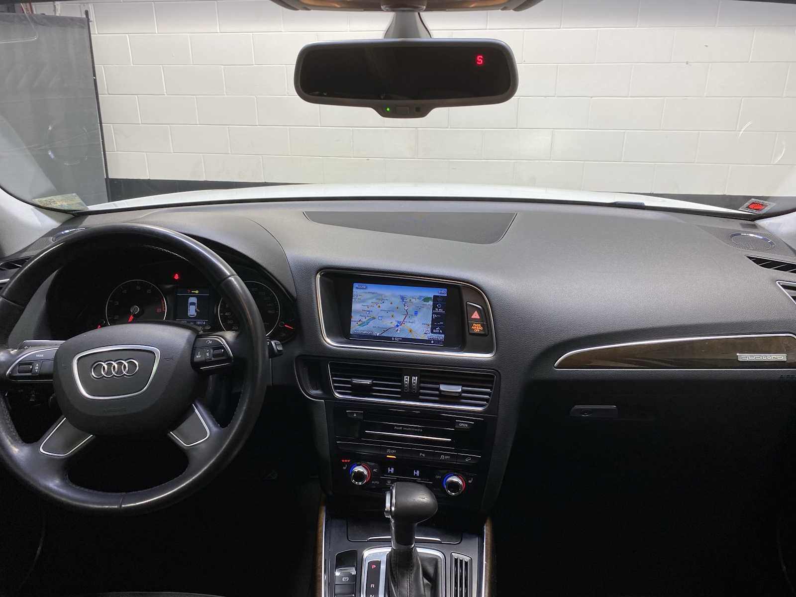 Thumbnail: 2013 Audi Q5 - 10