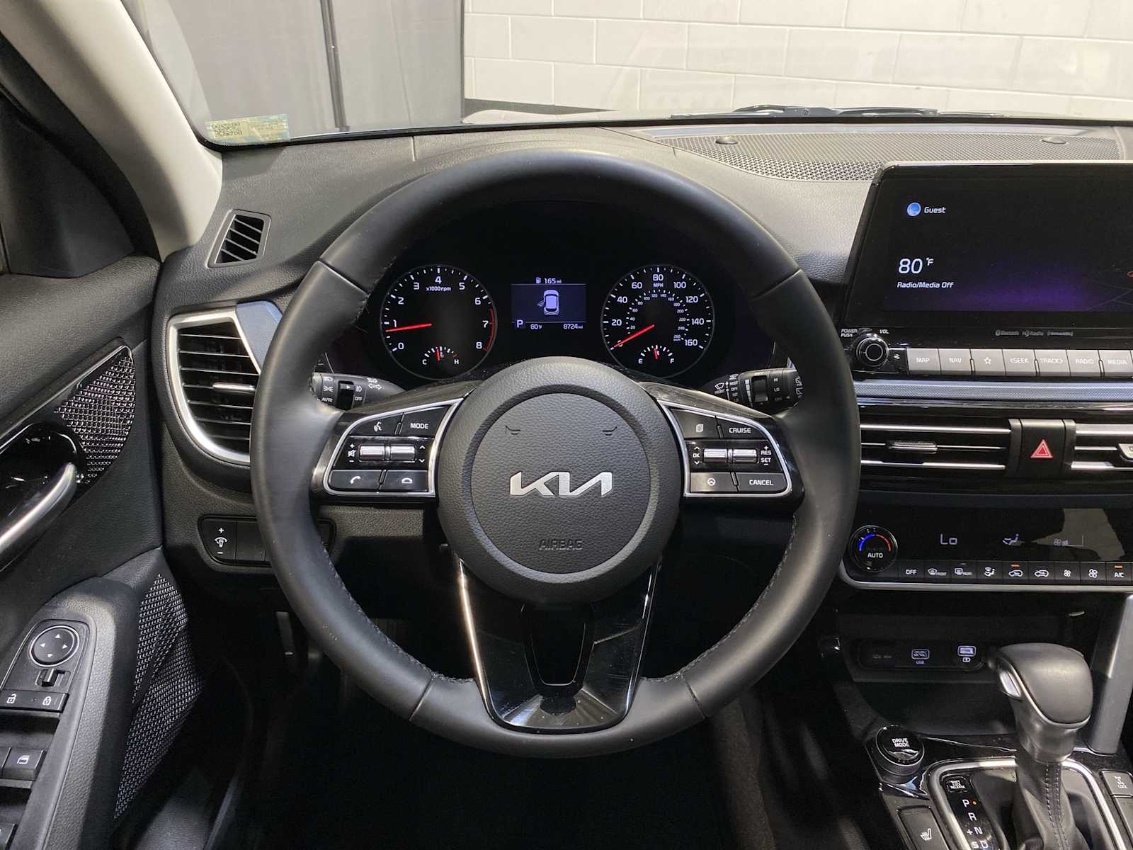 Thumbnail: 2022 Kia Seltos - 15