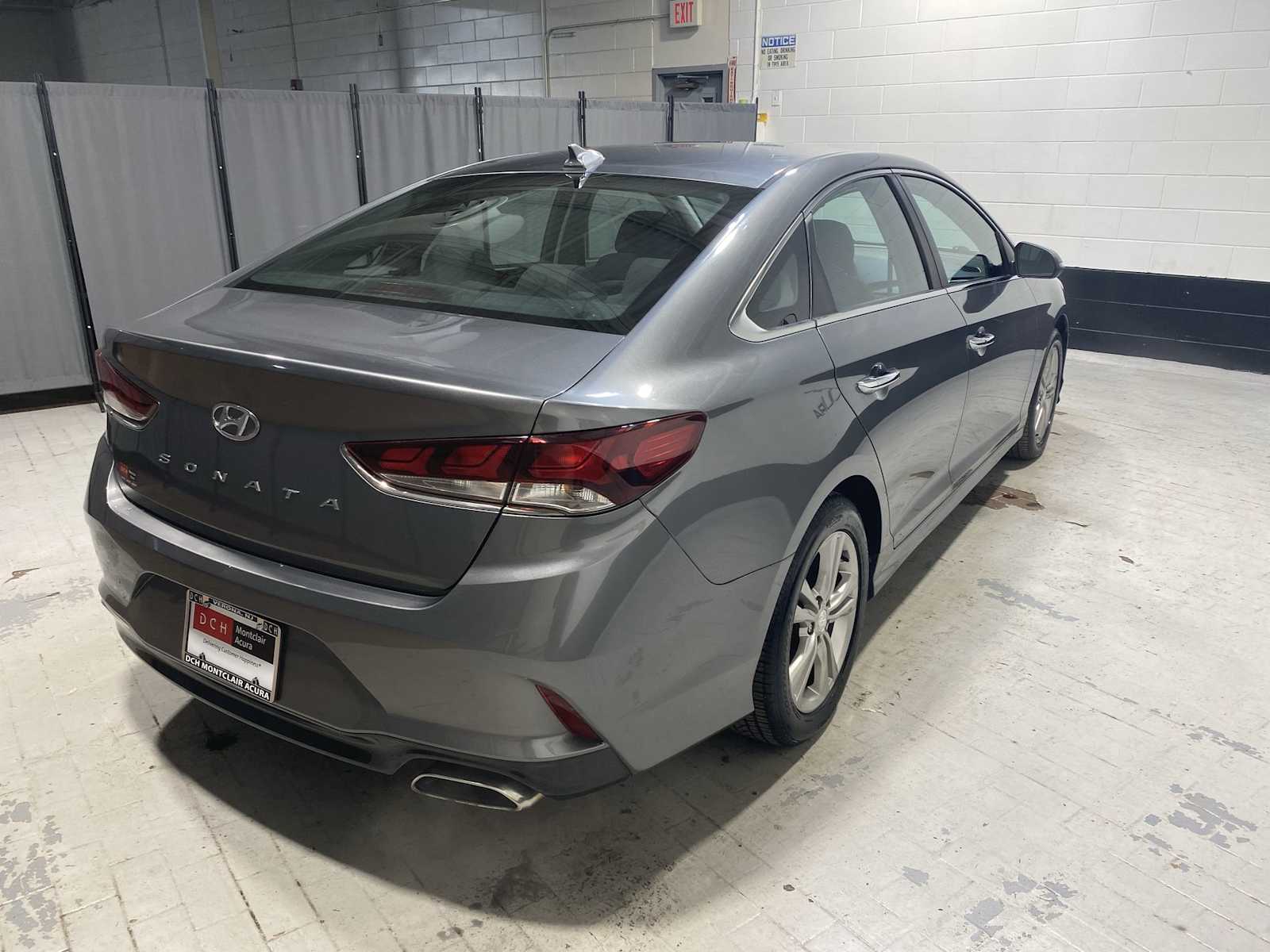 Thumbnail: 2018 Hyundai Sonata - 25