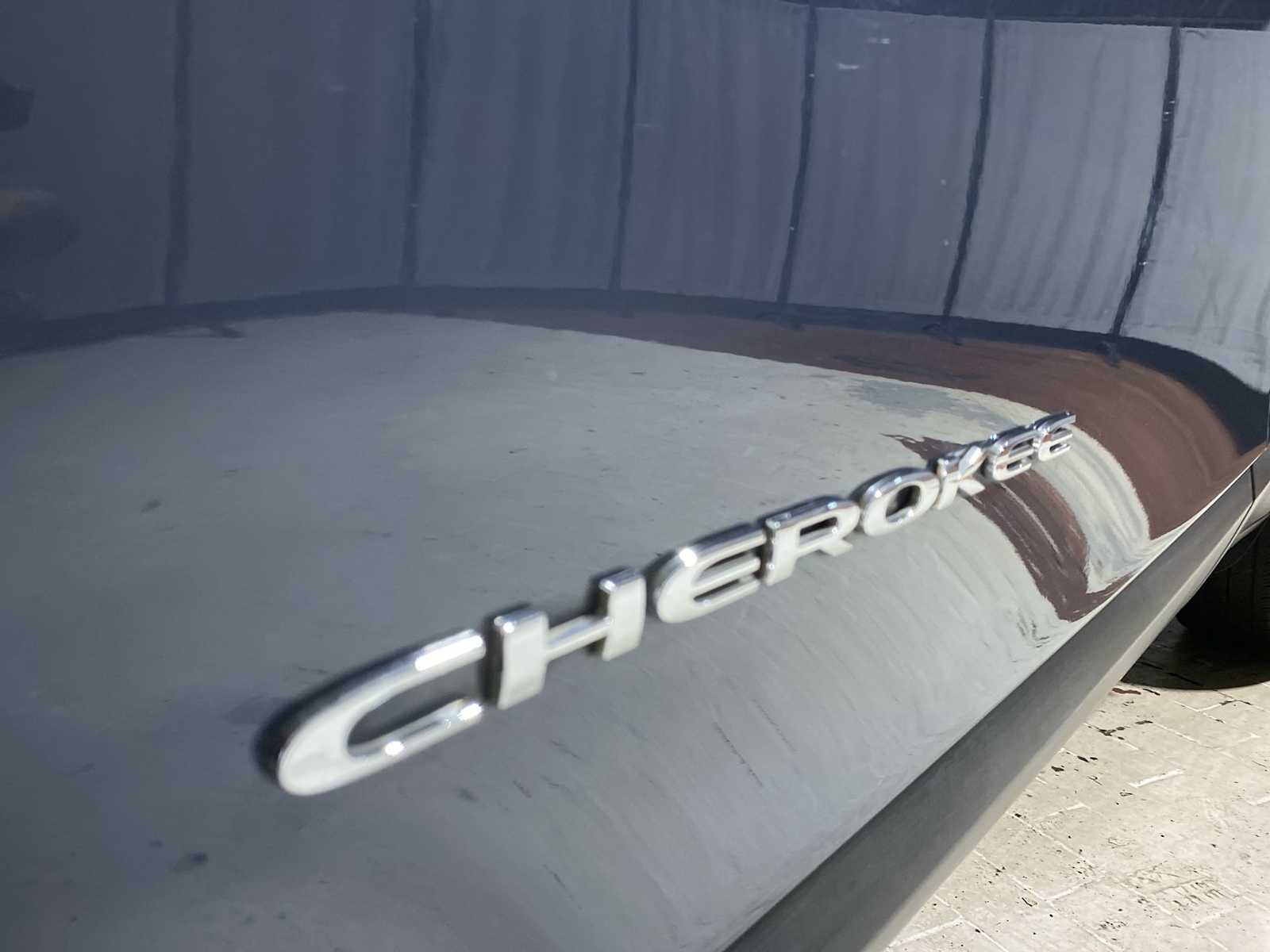 Thumbnail: 2020 Jeep Cherokee - 7