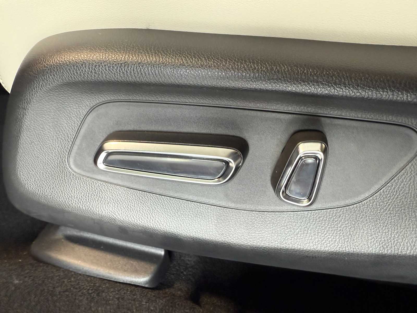 Thumbnail: 2026 Acura ADX - 15