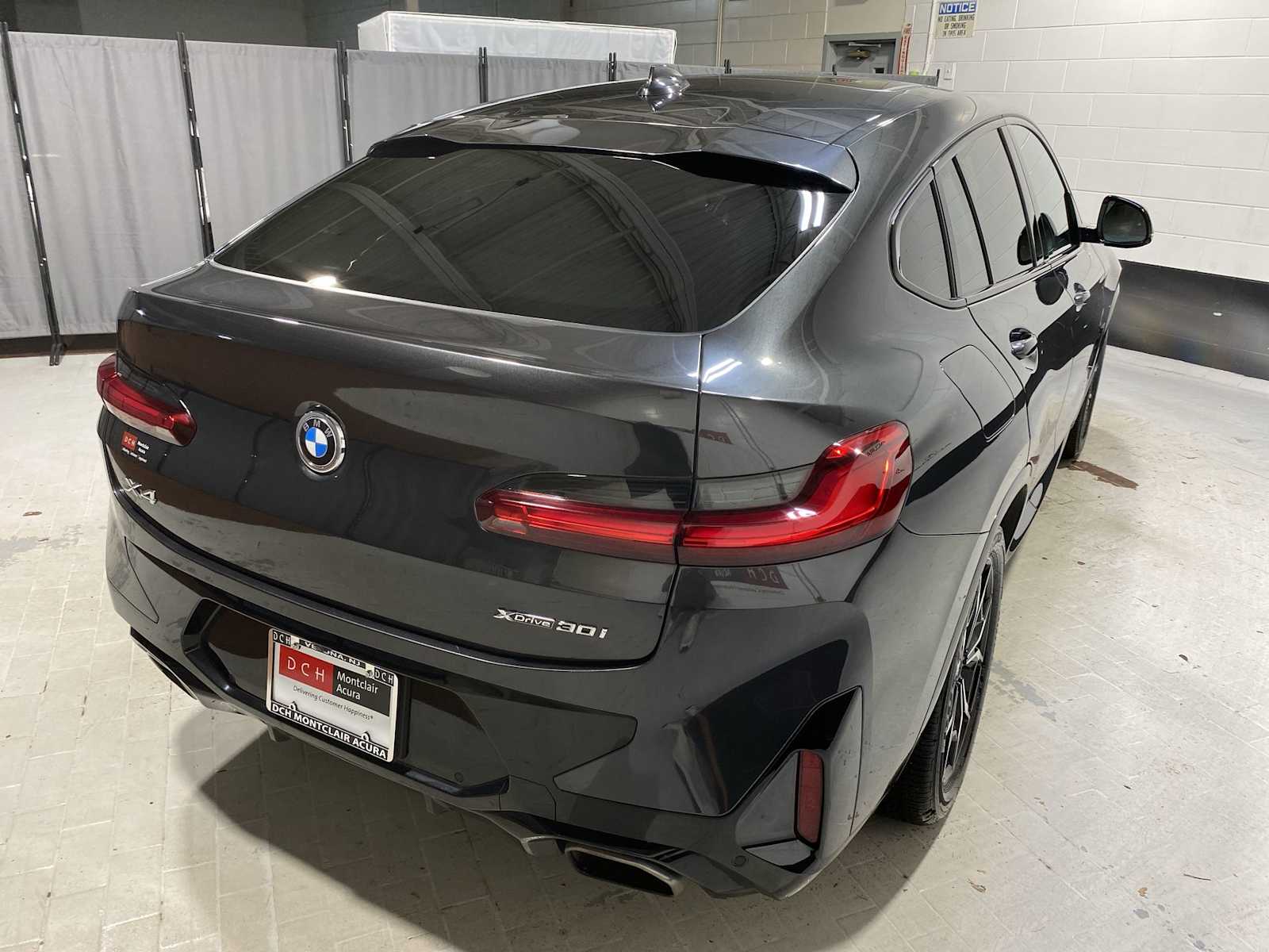 Thumbnail: 2023 BMW X4 - 26