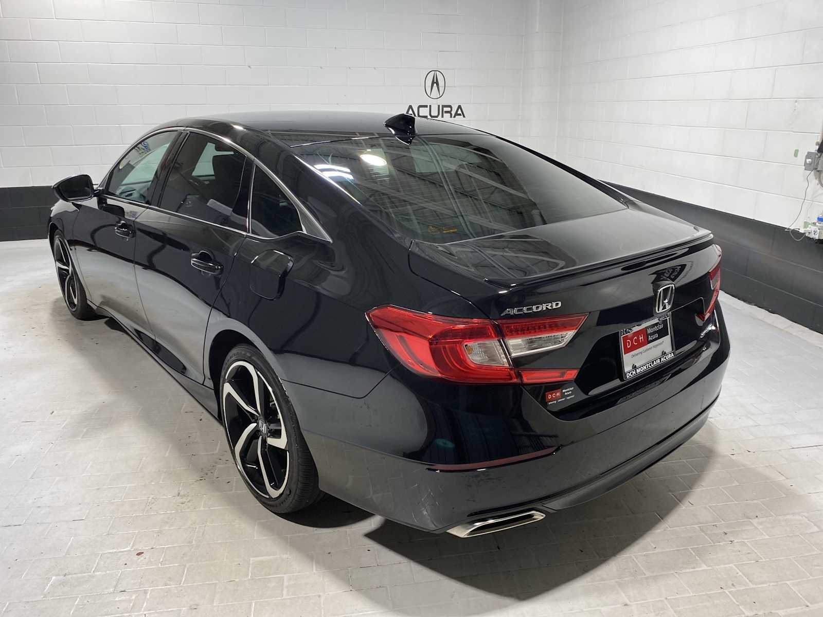 Thumbnail: 2022 Honda Accord - 4