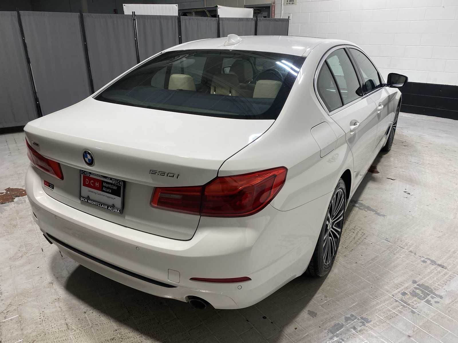 Thumbnail: 2020 BMW 5 Series - 26