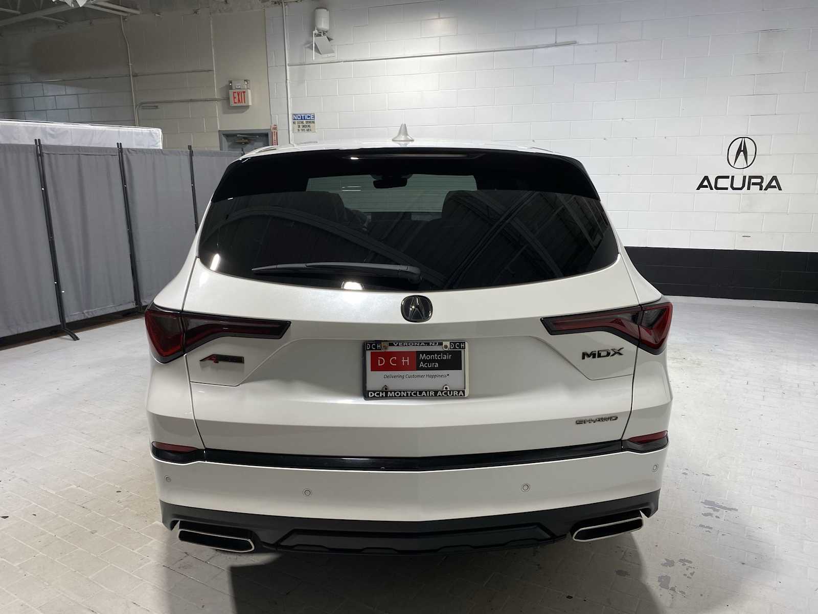 Thumbnail: 2022 Acura MDX - 5