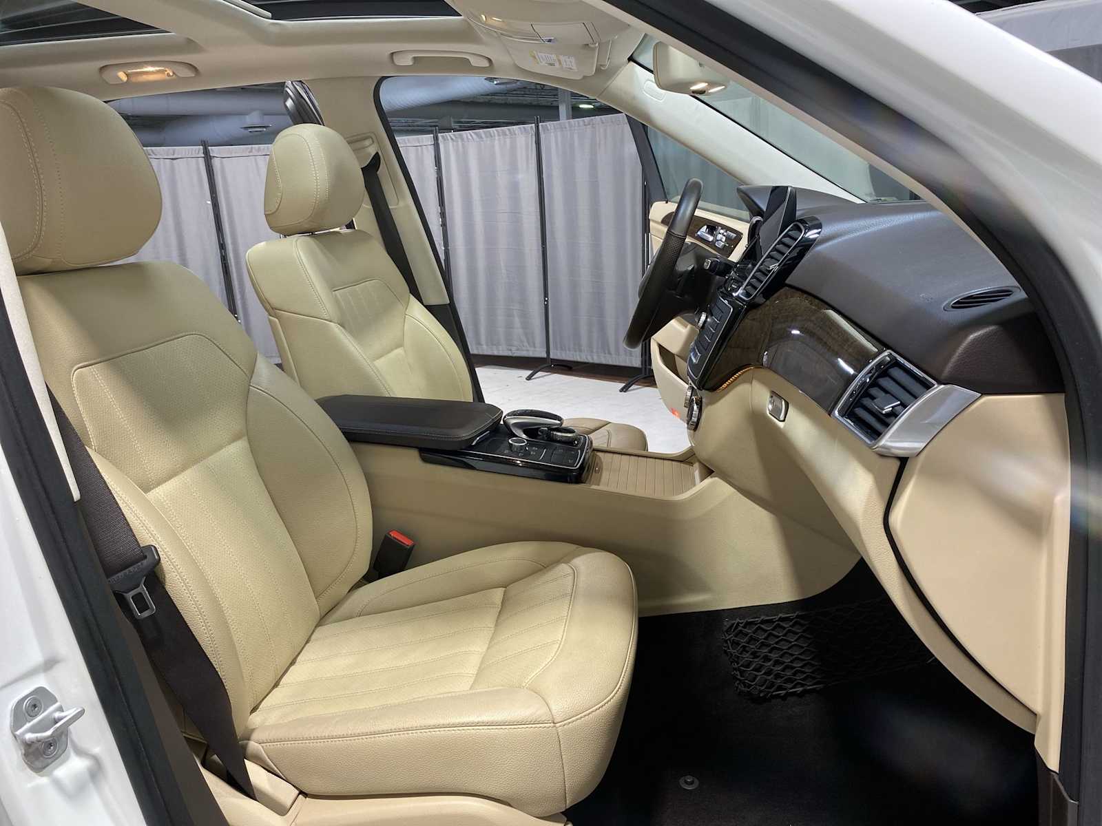 Thumbnail: 2018 Mercedes-Benz GLE - 14