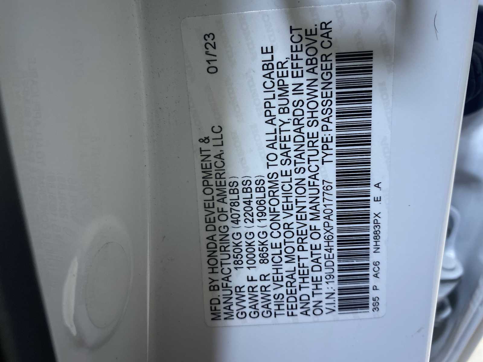 Thumbnail: 2023 Acura Integra - 21