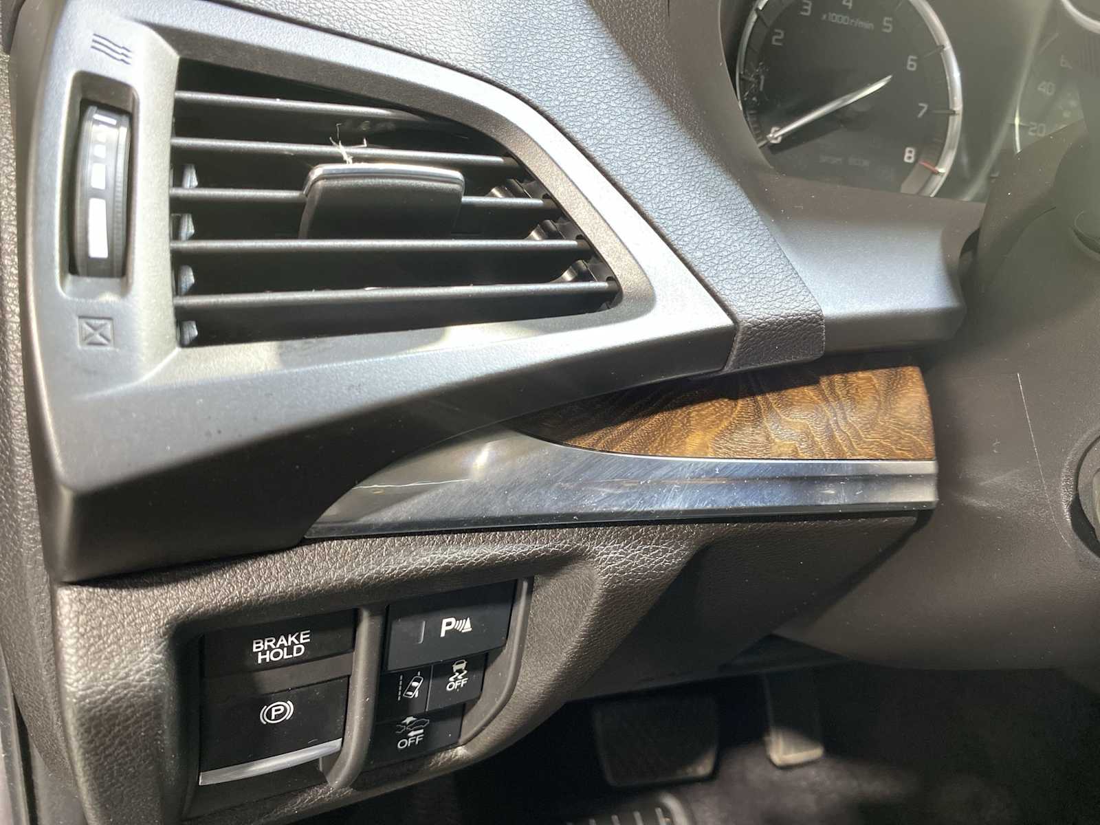 Thumbnail: 2020 Acura MDX - 24