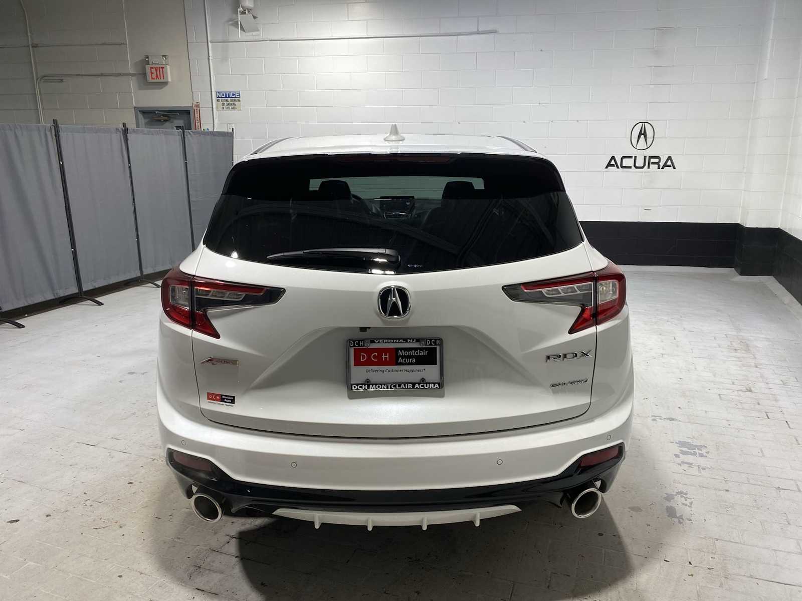 Thumbnail: 2025 Acura RDX - 5