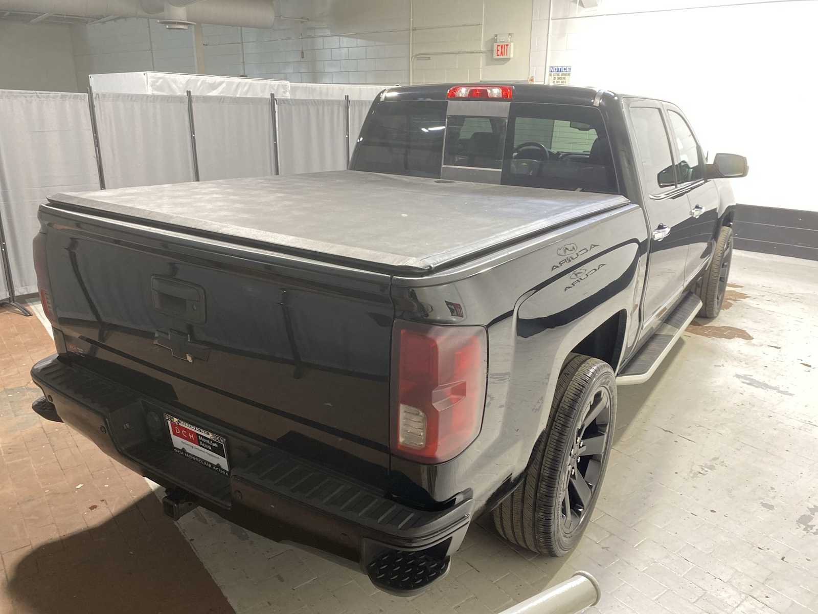 Thumbnail: 2018 Chevrolet Silverado 1500 - 25