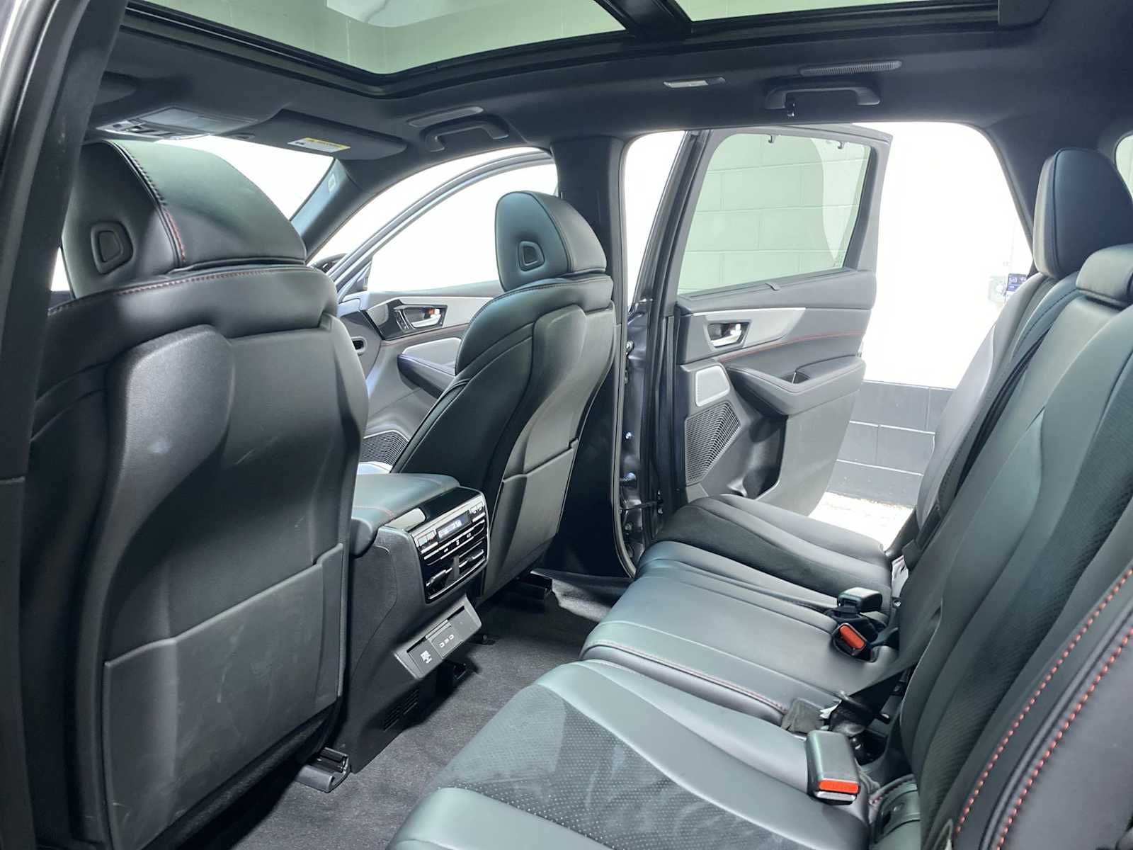 Thumbnail: 2026 Acura MDX - 12
