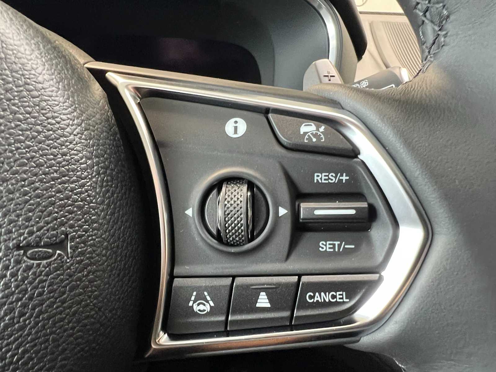 Thumbnail: 2026 Acura MDX - 17