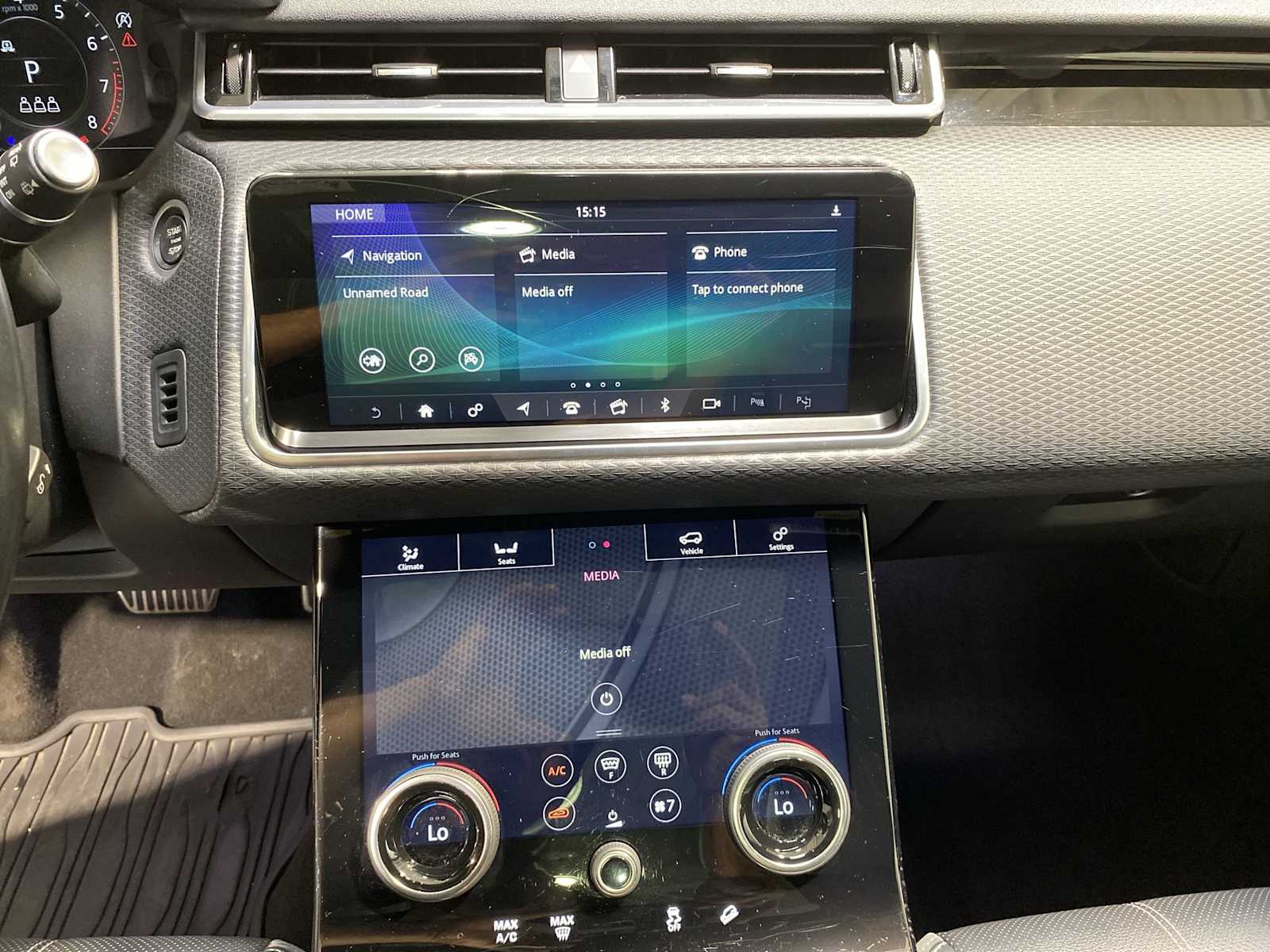 Thumbnail: 2019 Land Rover Range Rover Velar - 16