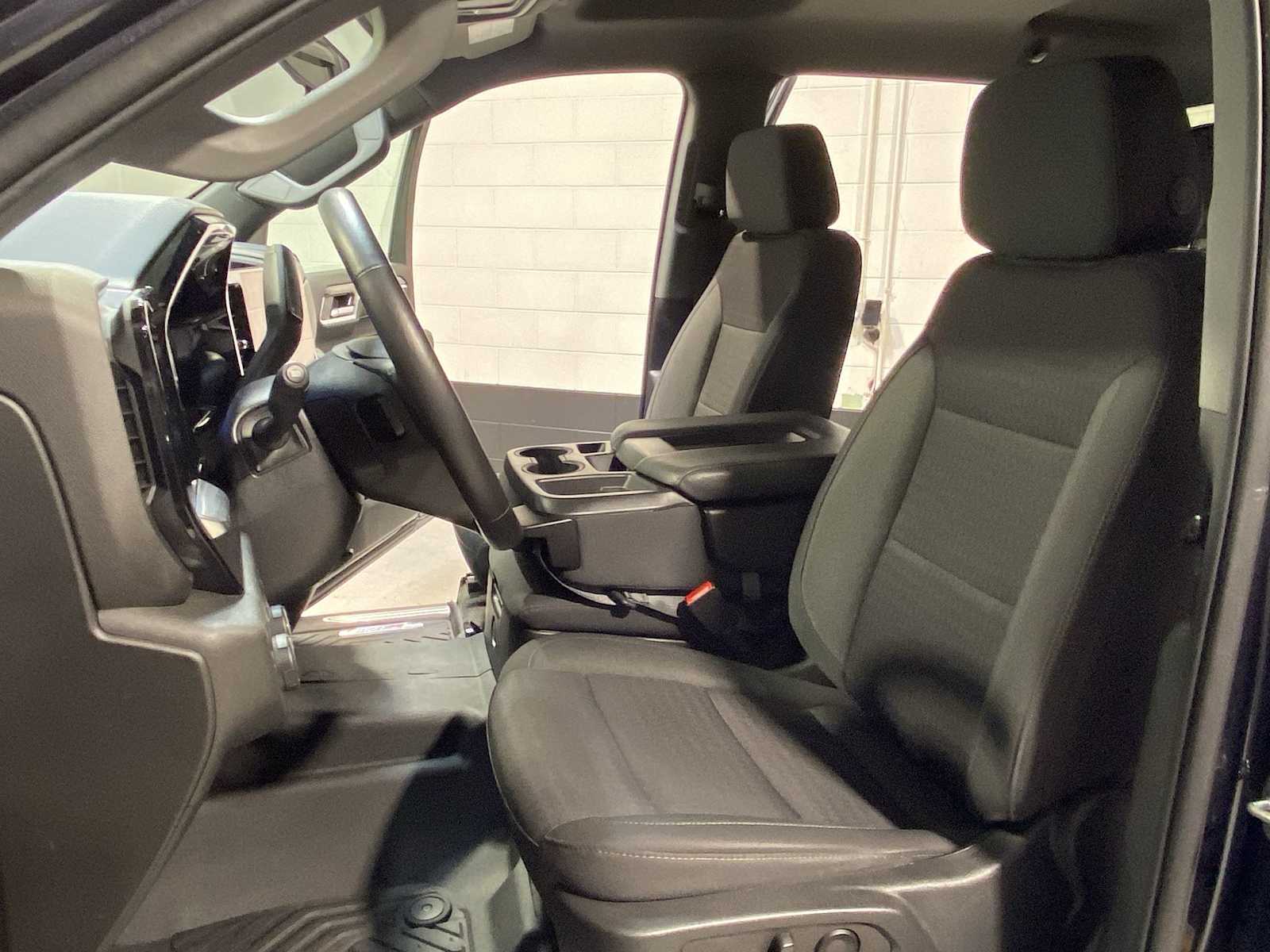 Thumbnail: 2022 Chevrolet Silverado 1500 - 11