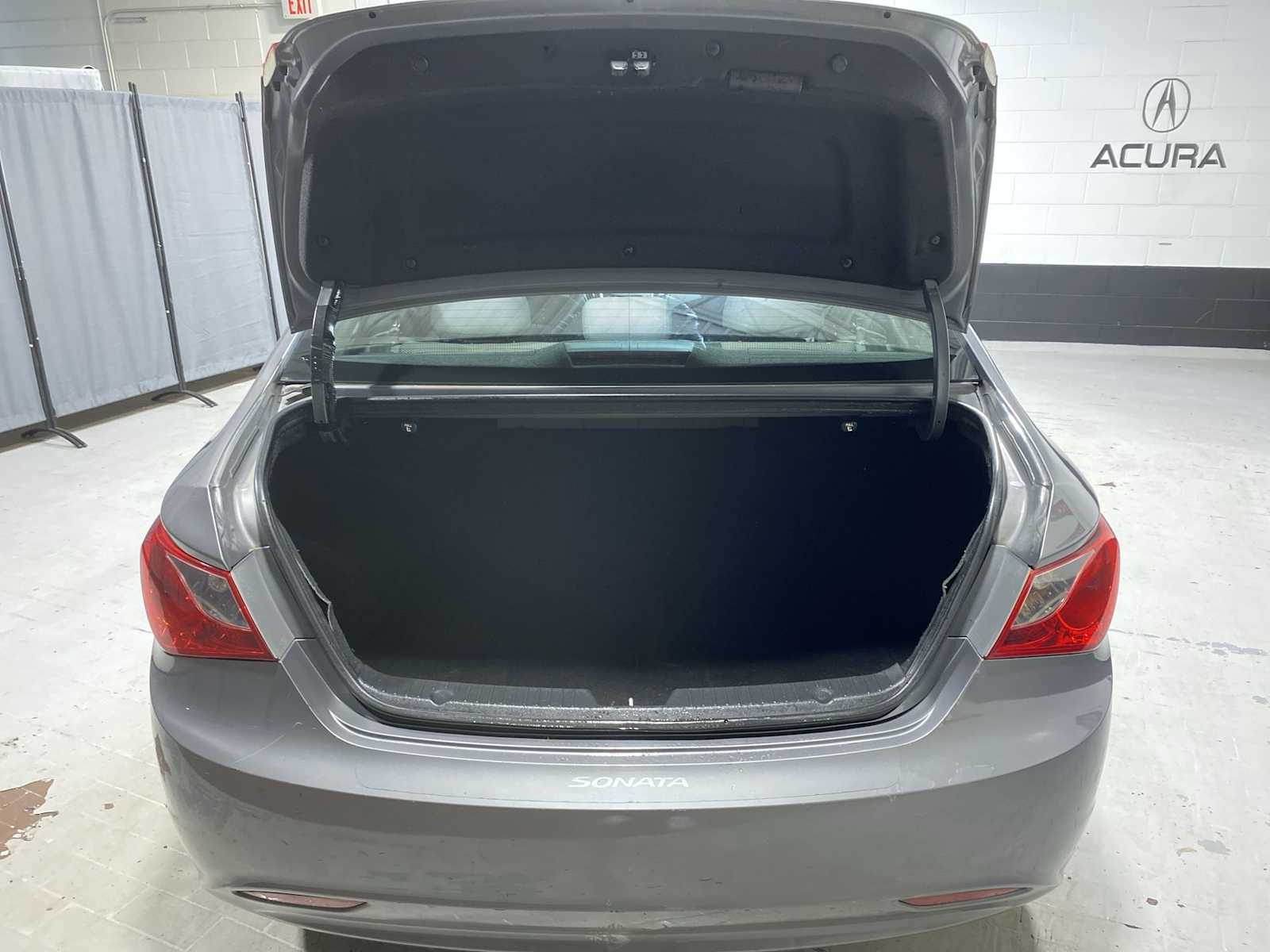 Thumbnail: 2012 Hyundai Sonata - 19