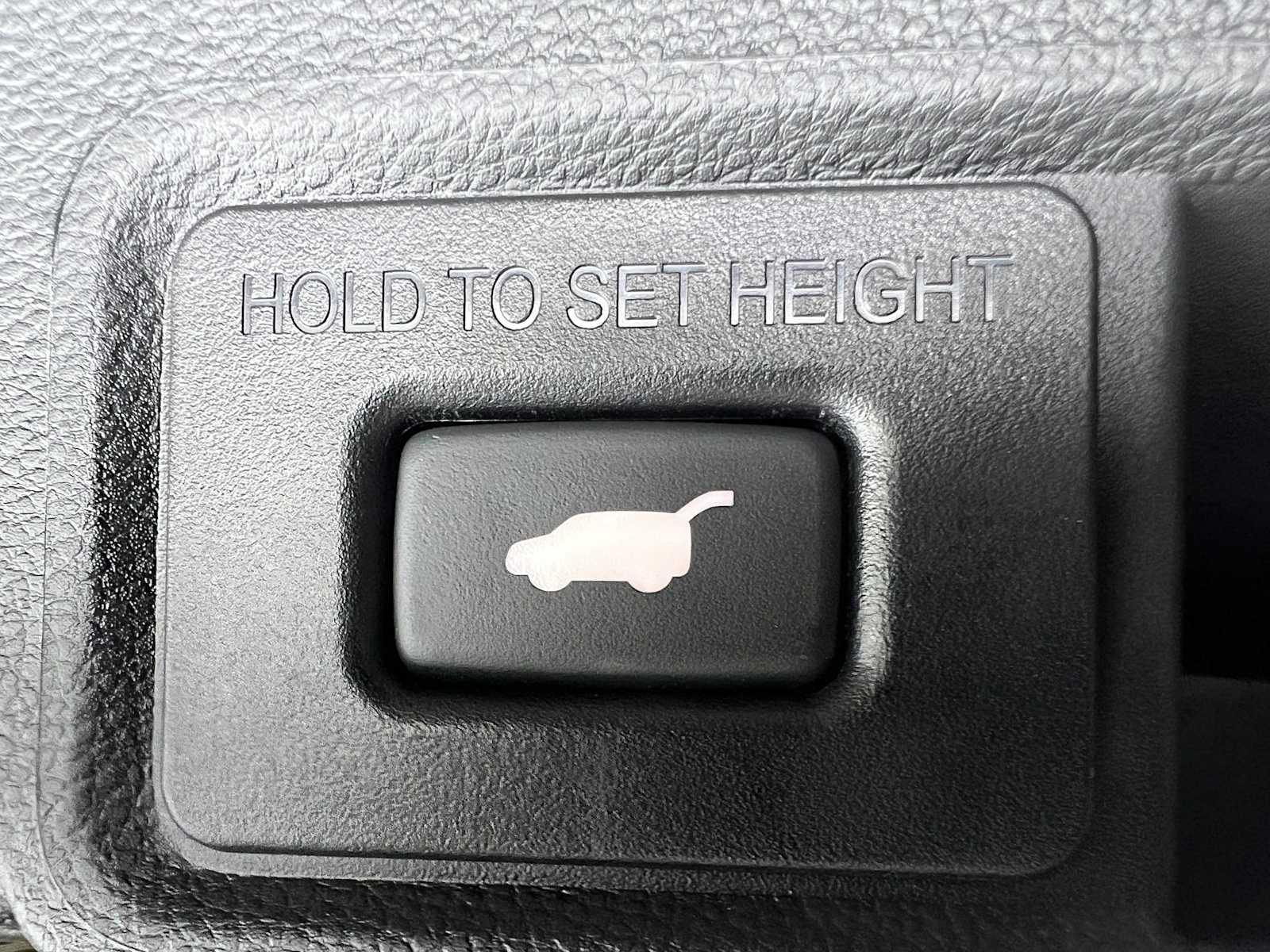 Thumbnail: 2026 Acura RDX - 28