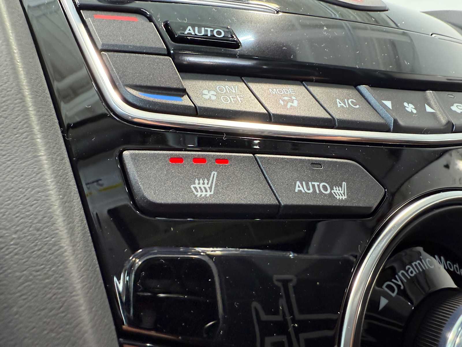 Thumbnail: 2025 Acura RDX - 19