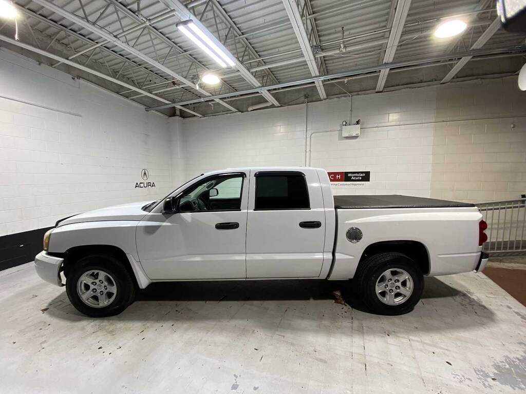 Used 2007 Dodge Dakota SLT Truck