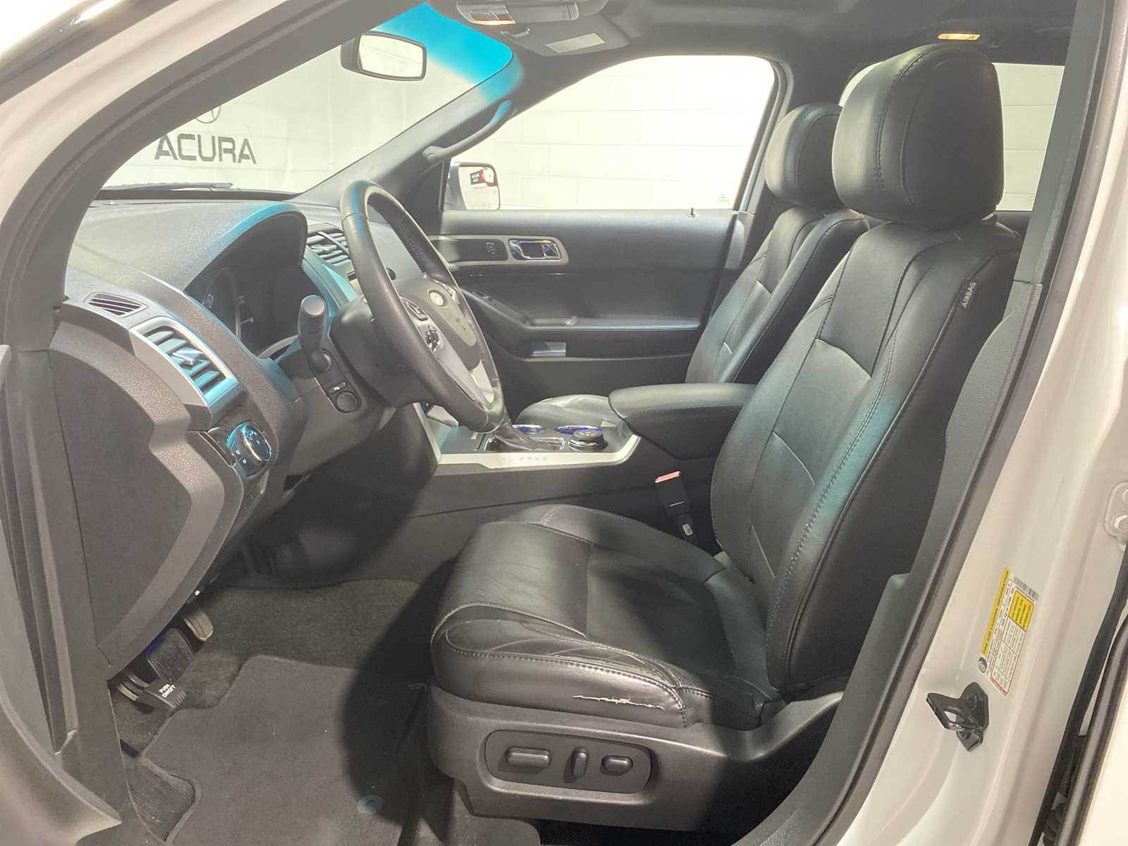 Thumbnail: 2014 Ford Explorer - 2