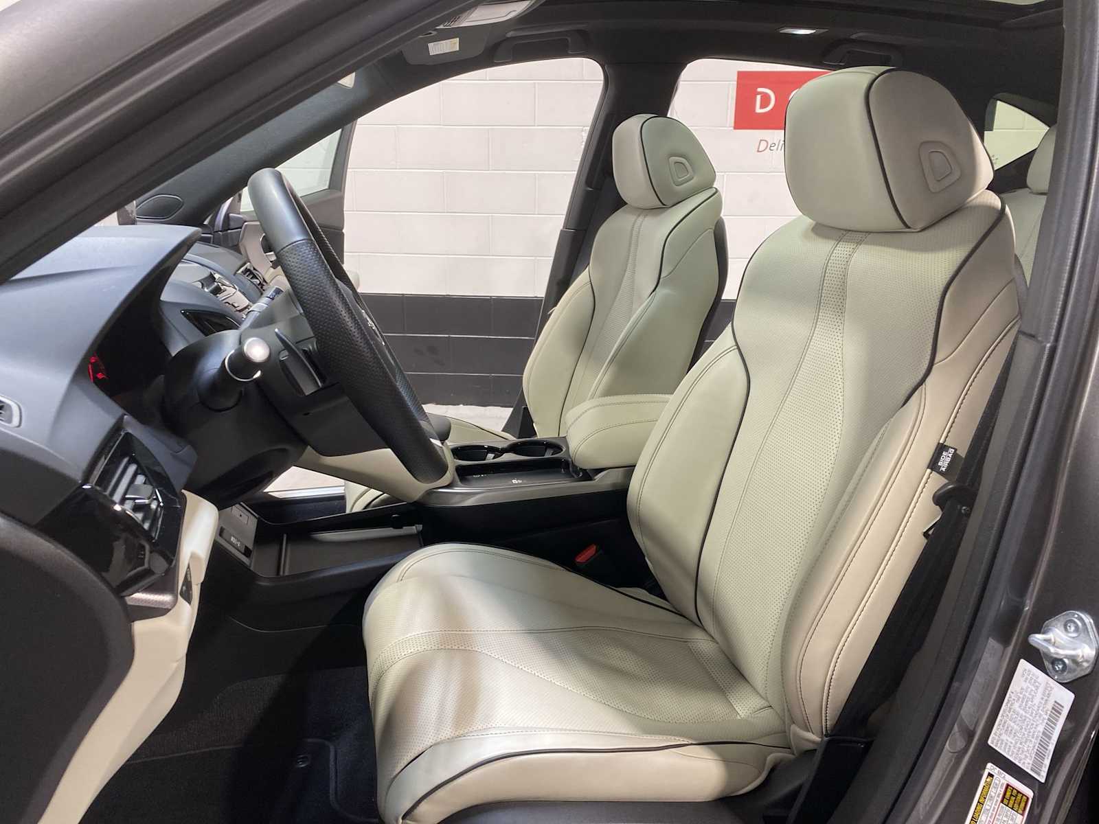 Thumbnail: 2025 Acura RDX - 11