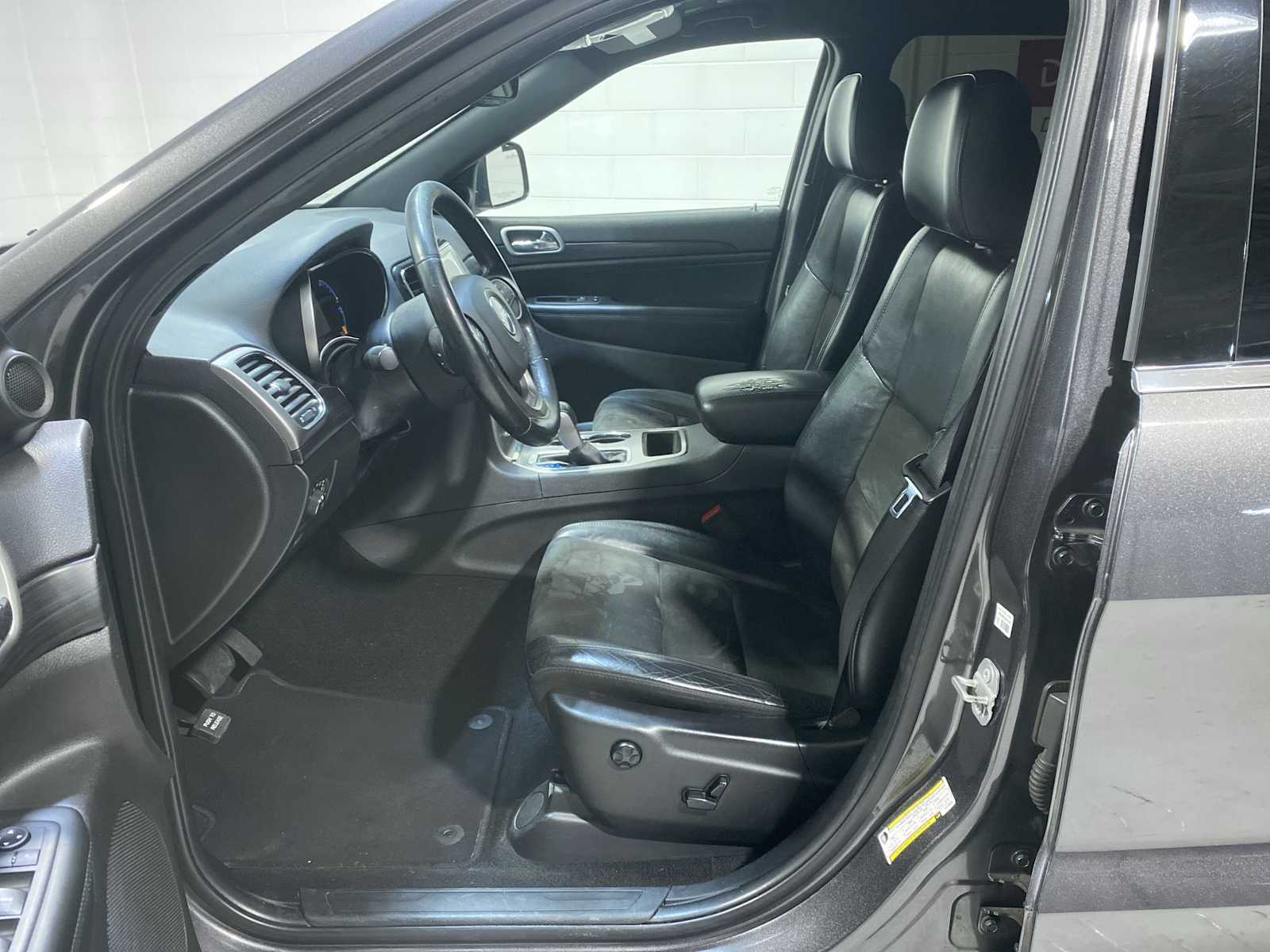 Thumbnail: 2020 Jeep Grand Cherokee - 2