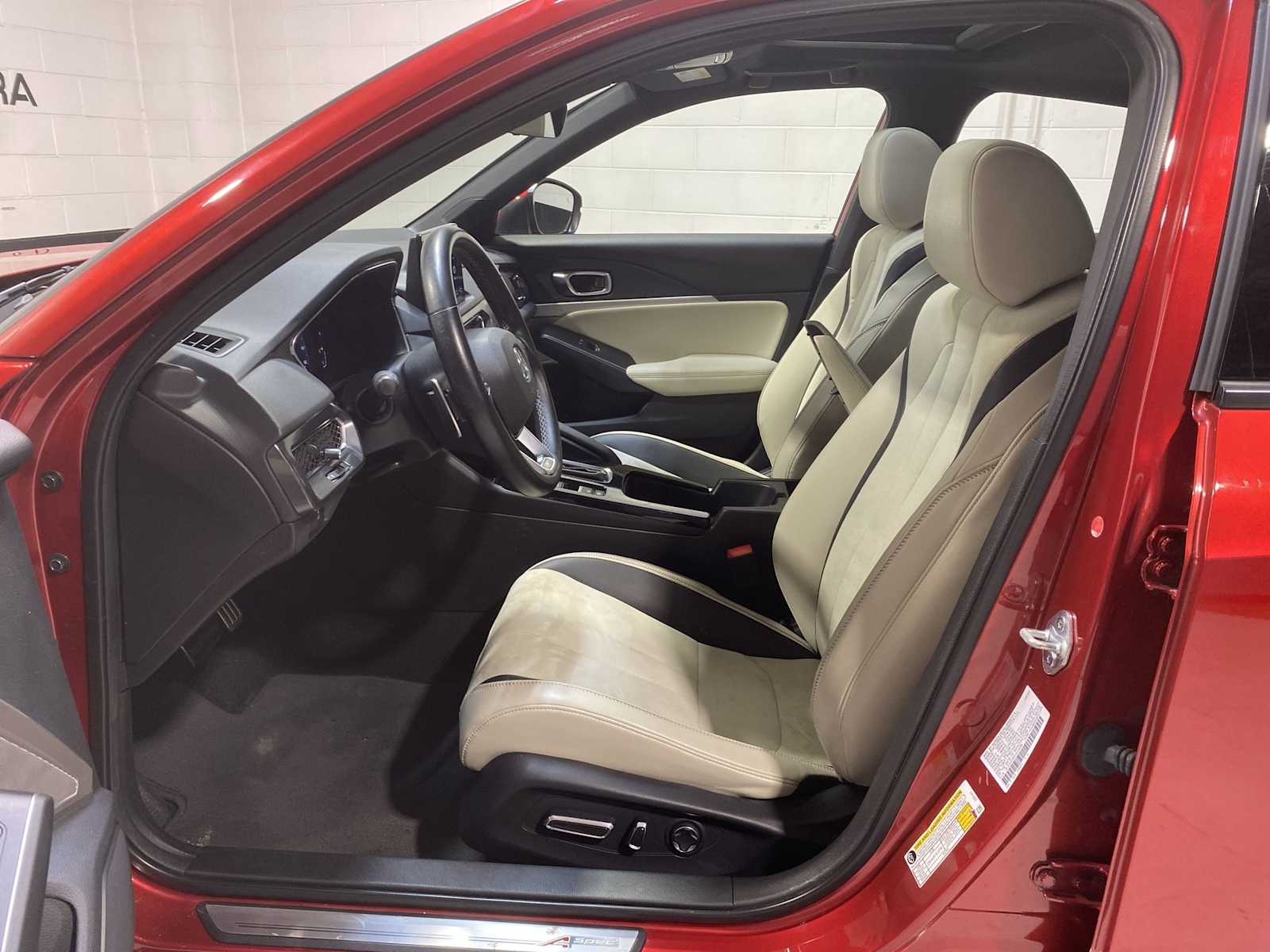 Thumbnail: 2023 Acura Integra - 2