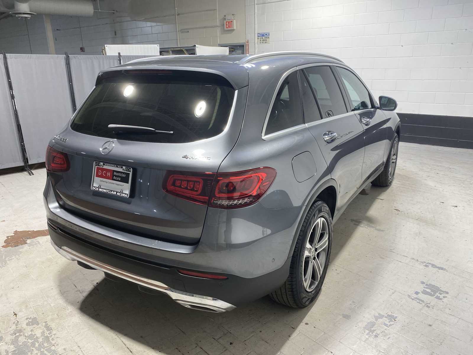 Thumbnail: 2022 Mercedes-Benz GLC - 26