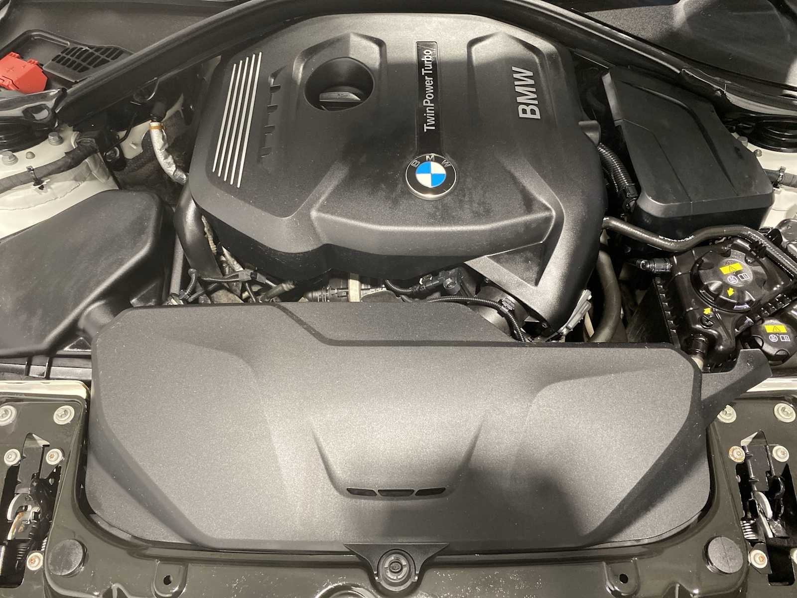 Thumbnail: 2019 BMW 3 Series - 8
