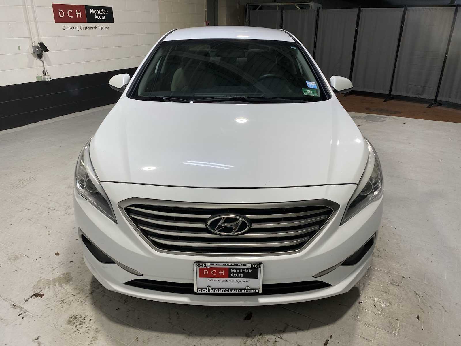 Thumbnail: 2016 Hyundai Sonata - 6