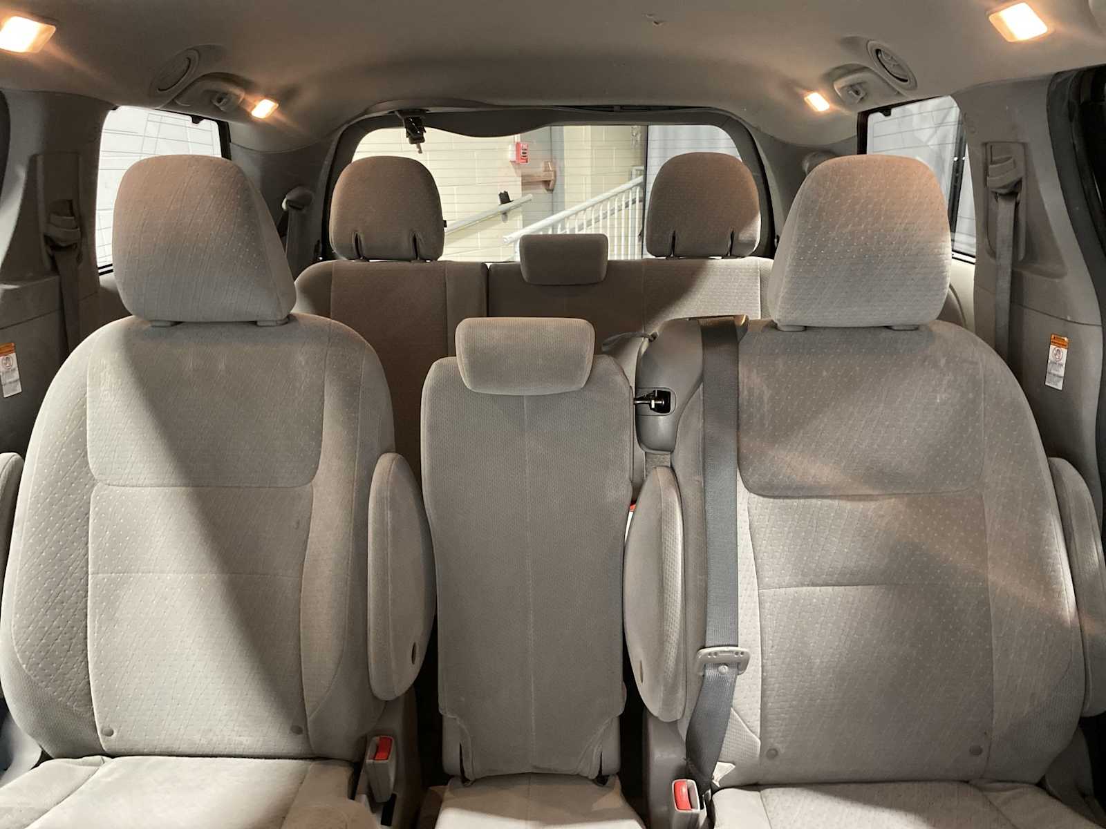 Thumbnail: 2015 Toyota Sienna - 22