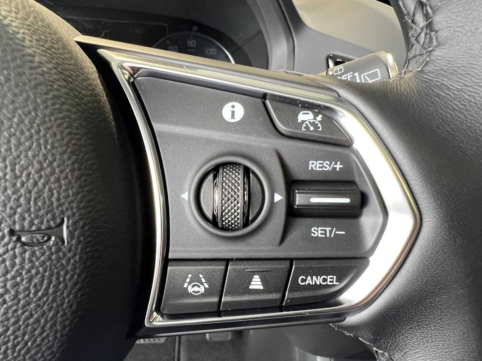 Thumbnail: 2026 Acura RDX - 16