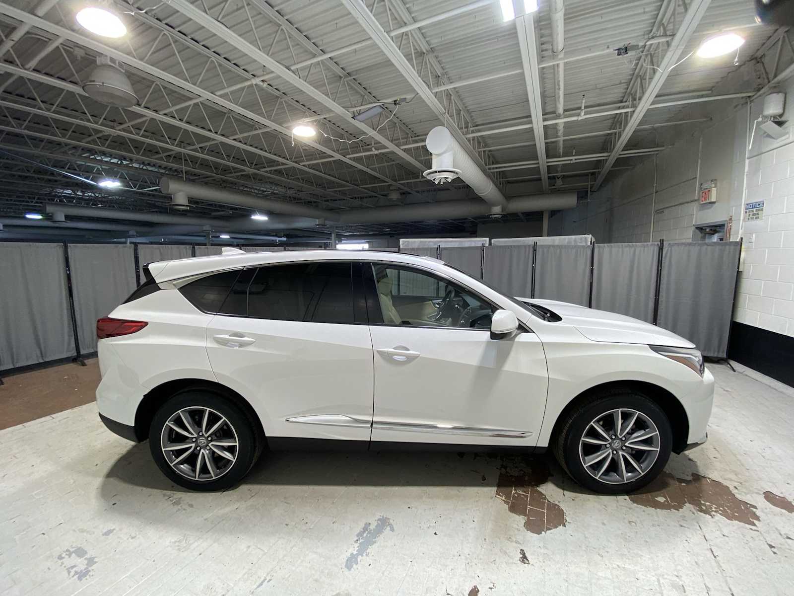 Thumbnail: 2023 Acura RDX - 27